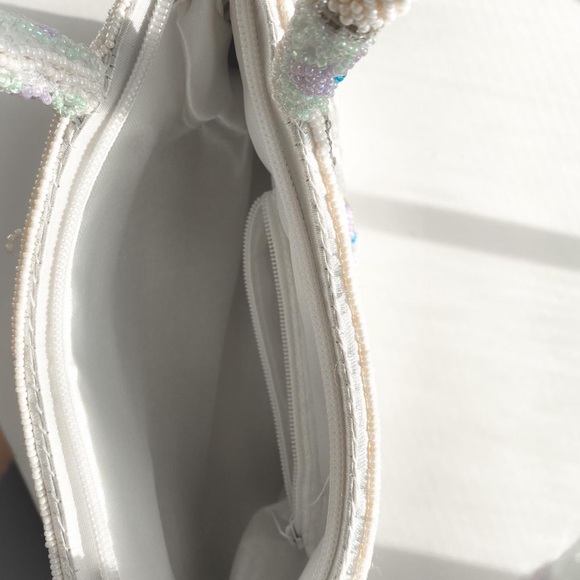 VINTAGE BEADED PURSE - Picture 4 of 4